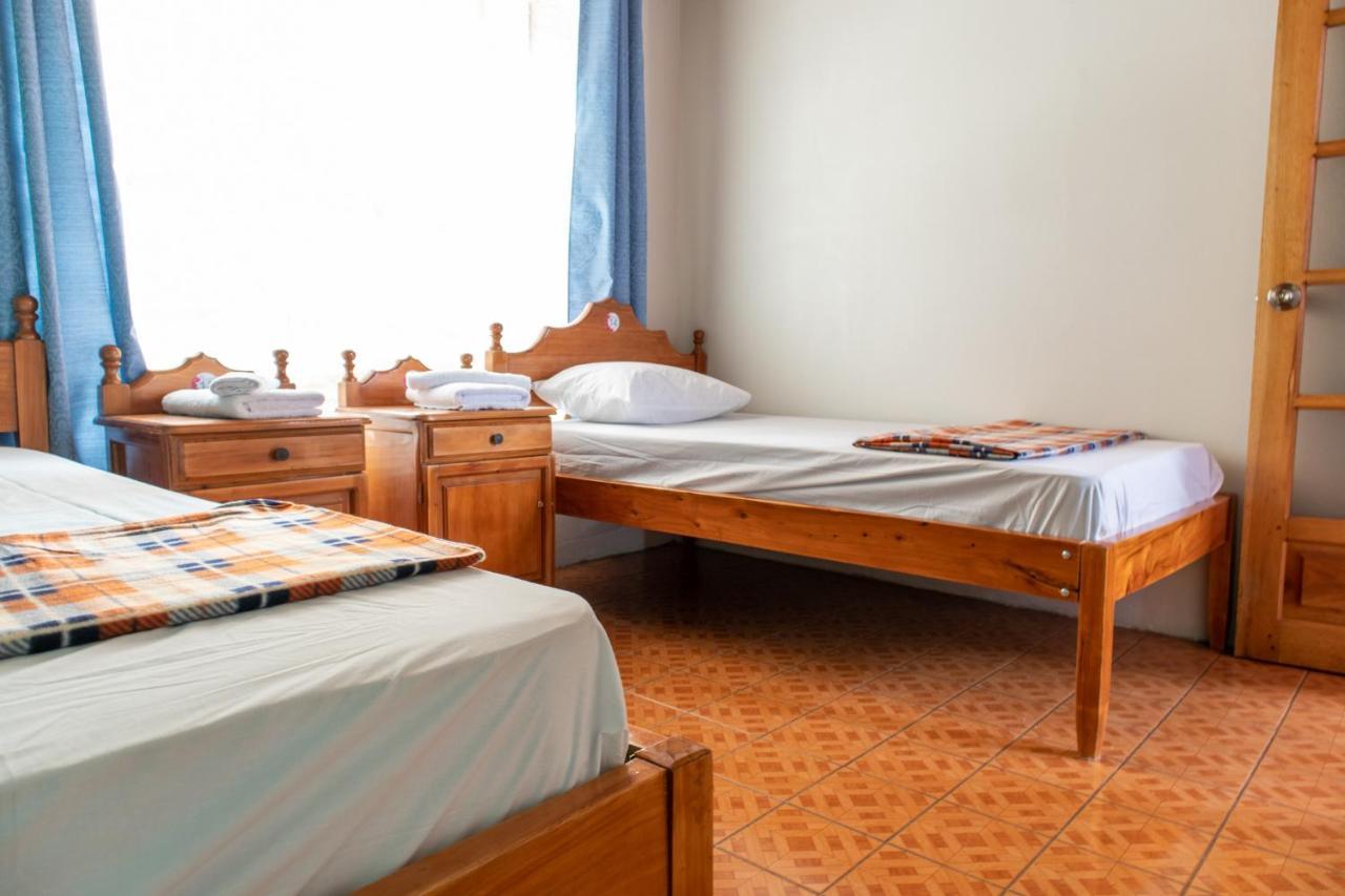Hostel Bouganvilia Bed And Breakfast San Ramón Eksteriør bilde