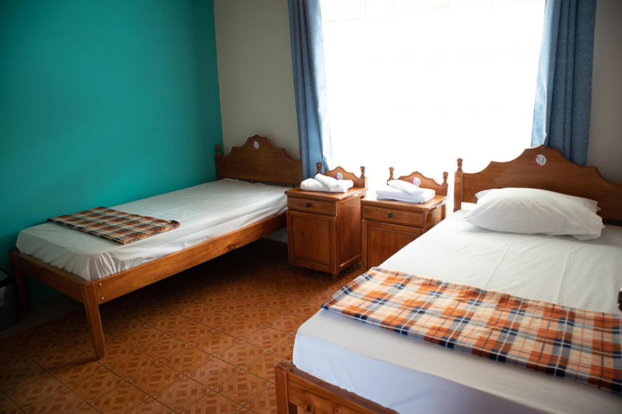 Hostel Bouganvilia Bed And Breakfast San Ramón Eksteriør bilde